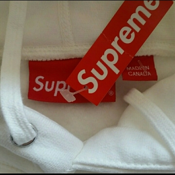 SUPREME HOODIE Size  LARGE - Picture 5 of 5
